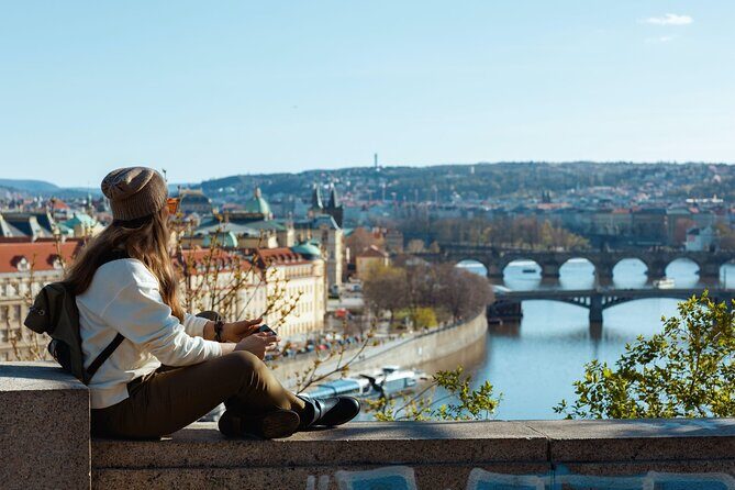 2-Day Prague Tour from Vienna with private Transfers and Lunches - Transfers Between Vienna and Prague: Comfort With Fewer Headaches
