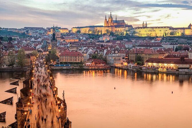 2-Day Prague Tour from Vienna with private Transfers and Lunches - Day 2: Astronomical Clock Area to Charles Bridge and Josefov