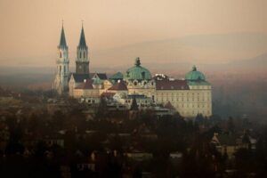 3 Castles & Wine Private Tour in Wachau Valley (incl. Melk Abbey) - Klosterneuburg Abbey’s Imperial Treasury and the Archducal Hat