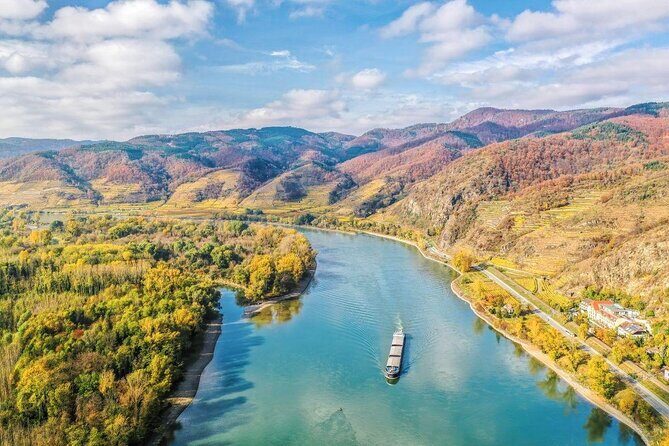3-Hour Private Hiking Tour to historic places around Spitz in Wachau Valley - Key things to know before you go
