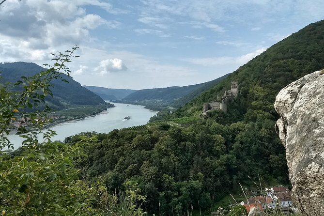 3-Hour Private Hiking Tour to historic places around Spitz in Wachau Valley - Price and value: what $277.29 gets you in real terms