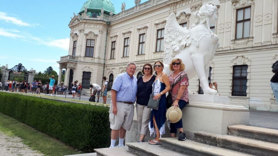 Belvedere Palace & Museum Tour - Belvedere Palace: the setting that makes the art easier to see