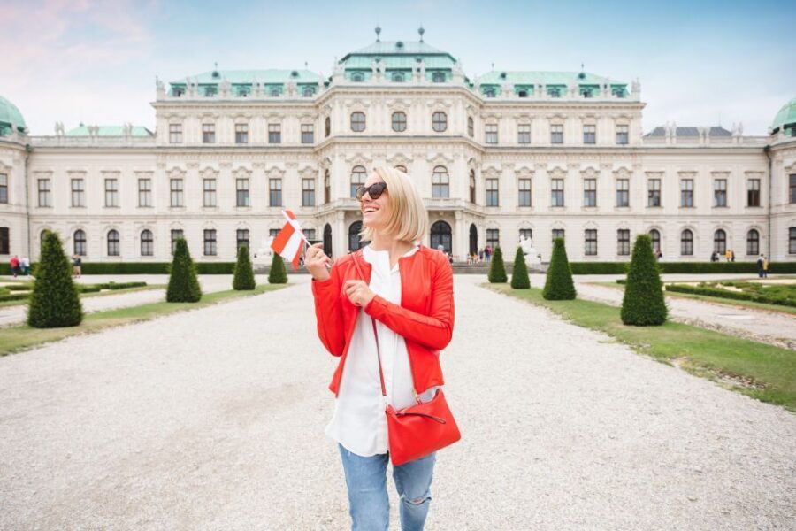 Belvedere Palace: Tour with Skip-the-Line/Transfer Options - Transfers and timing: when the car is actually worth paying for