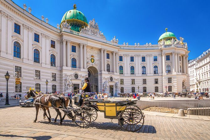 Bicycle tour - Vienna Complete - Lugeck and Am Hof: old squares, café pauses, and market energy