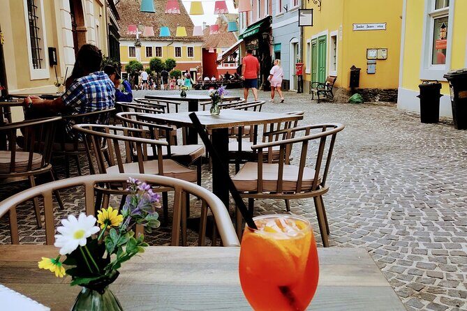 Budapest and Bratislava Full Day Private Tour From Vienna - Your Danube Walk in Budapest: How to Use 90 Minutes Well