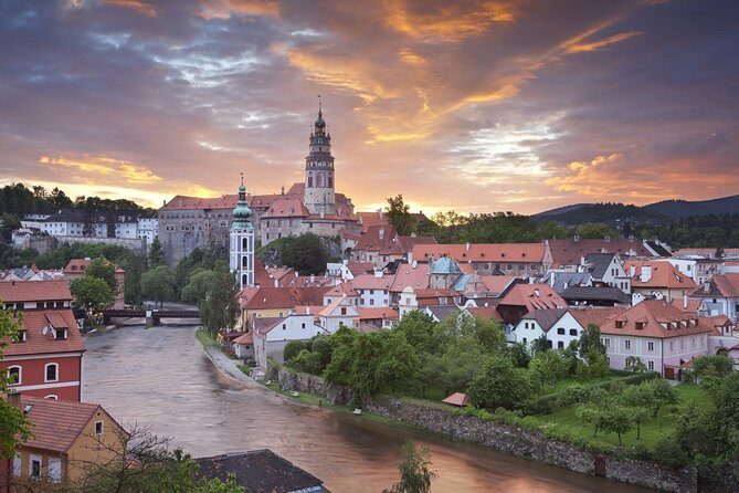 Cesky Krumlov Small-Group Day Trip from Vienna - A 6:45 am start that’s worth it for Cesky Krumlov