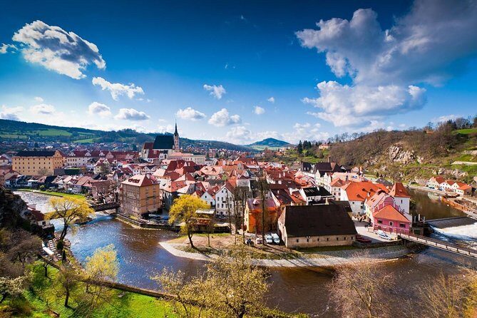 Cesky Krumlov Small-Group Day Trip from Vienna - Burg Ottenstein photo stop: short, scenic, and easy