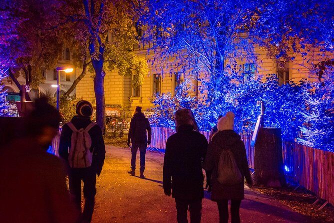 Christmas Market Vienna Tour - Stop 1 at Mariahilfer Kirche: an easy start that sets the mood
