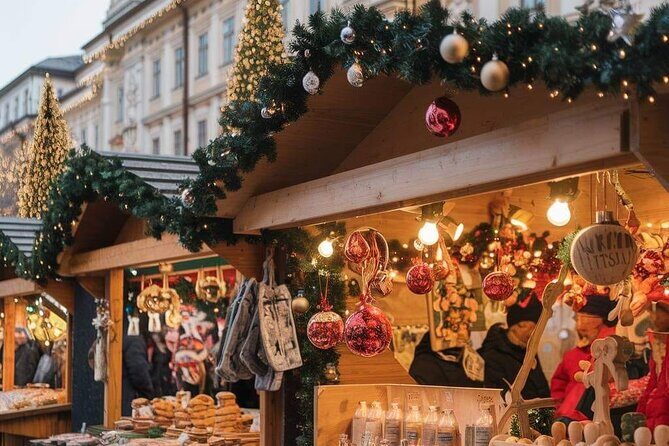 Christmas Markets & Shopping in Vienna - St. Stephen’s Square Christmas Market: Glühwein, Gingerbread, and Local Energy