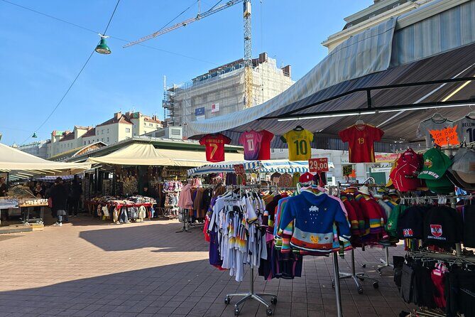 Christmas Markets & Shopping in Vienna - Neubaugasse Finish: Keep Shopping Without Losing Your Momentum