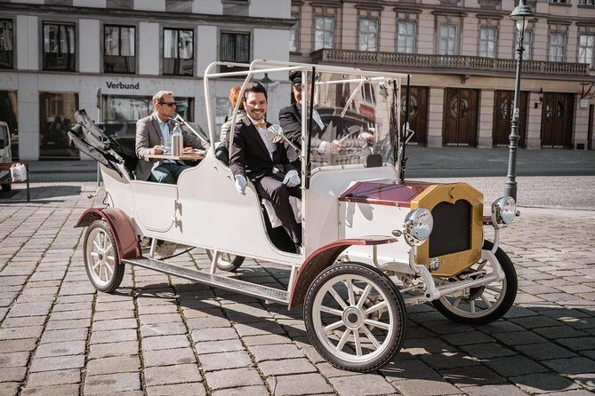 City Sightseeing Tour in an Electro Vintage Car (up to 5 people) - Where You Meet (Herrengasse 12) and How the Timing Feels