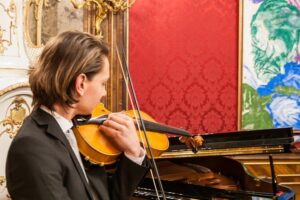 Concert at the Palais Schönborn-Batthyány by the Vienna Baroque Orchestra - Palais Schönborn-Batthyány: the room, the palace atmosphere, and the comfort reality
