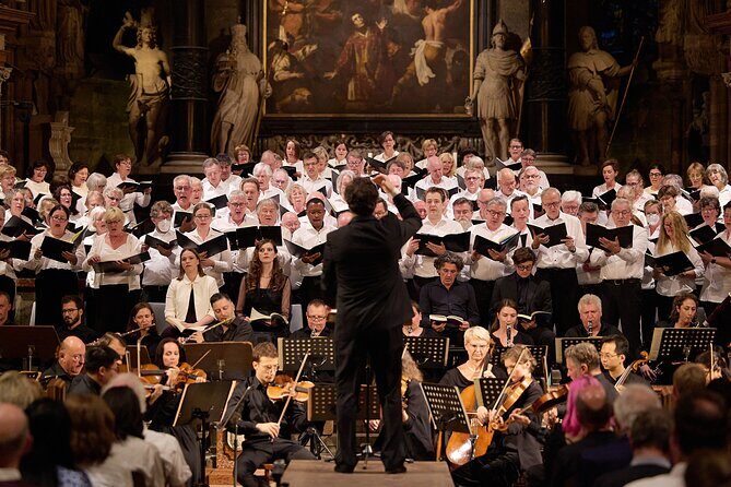 Concert at Vienna's St. Stephen's Cathedral - Getting There: Public Transportation Convenience