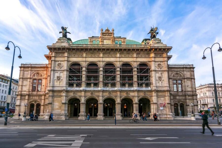 Discover 10 Things To Do in Vienna - Ultimate Walking Tour - St. Stephen’s Cathedral Finish: What’s Free and What to Watch For