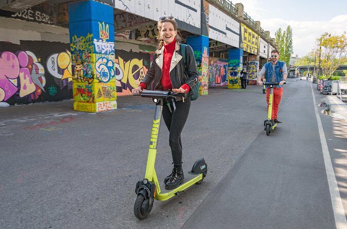 E-Scooter Tour through amazing Vienna! - Helmets, Weather, and the Real Comfort Tips