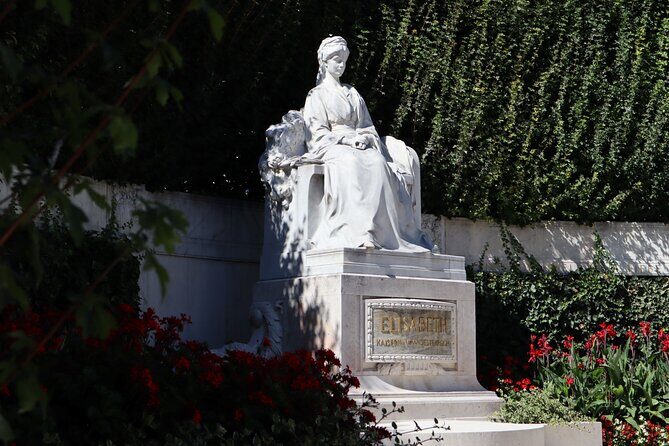 Empress Sisi - The Lady Di of Vienna - Following the aristocrats’ paths on foot through the historic center