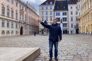 Exciting history tour and discovery of Vienna's secrets - Mozarthaus Vienna: a composer route through music halls, opera, and Vienna’s stagecraft