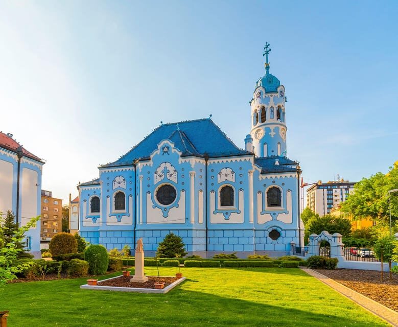 From Vienna: Bratislava with Local Guide, Castle & UFO Views - Why this Vienna to Bratislava day trip feels worth it