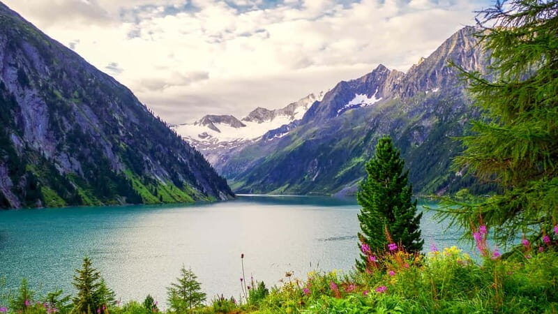 From Vienna: Gmunden, Hallstatt, Salzkammergut Day Tour - The drive through Lower Austria: where the scenery shift starts