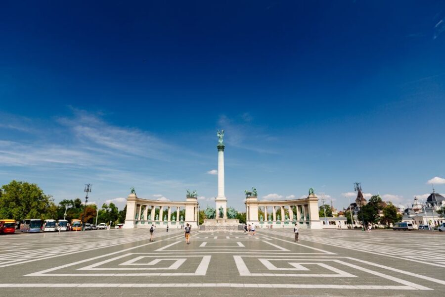 From Vienna: Guided Day Trip to Budapest - Timing realities: why this feels full and how to handle it