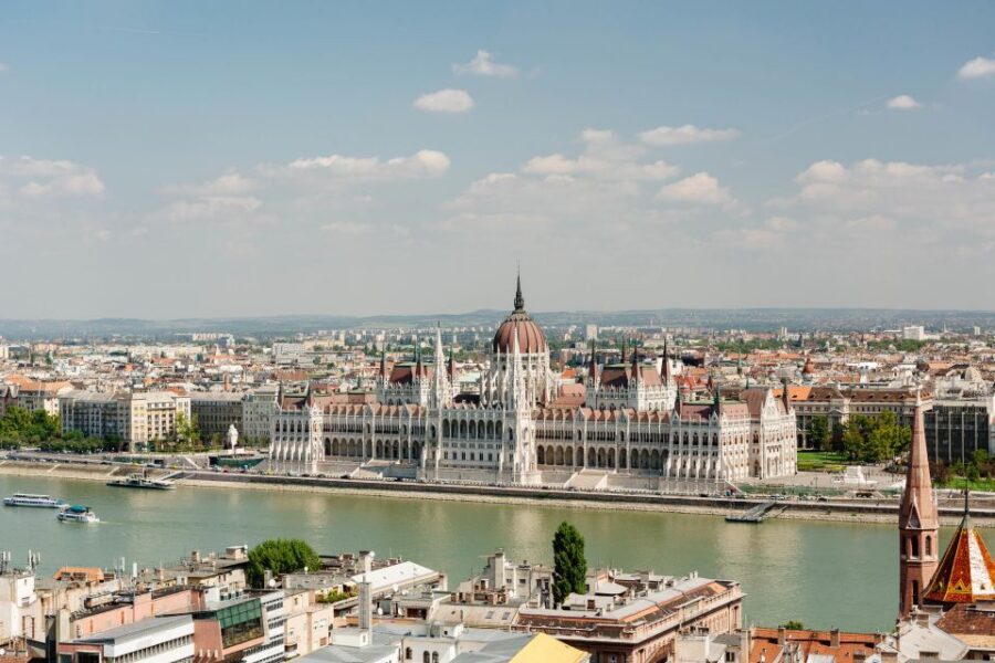 From Vienna: Guided Day Trip to Budapest - Who this trip suits best (and who should skip it)