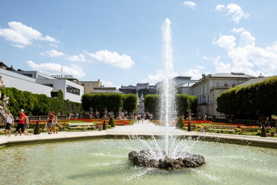From Vienna: Guided Day Trip to Salzburg - Free time in Salzburg: how to spend your 115 minutes without rushing