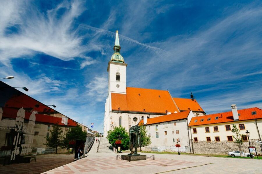 From Vienna: Guided Tour to Bratislava with Speed Boat Ride - The castle oldtimer upgrade: when it’s worth the extra money