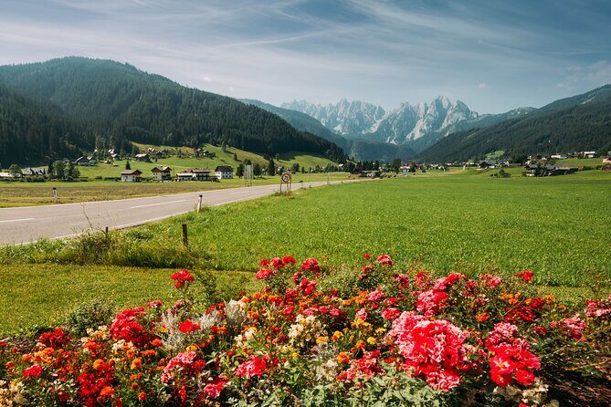 From Vienna ,Lakes to Mountains,Melk,Hallstatt and Salzburg Tour - Guides and scheduling: when the day feels smooth vs when it feels rushed