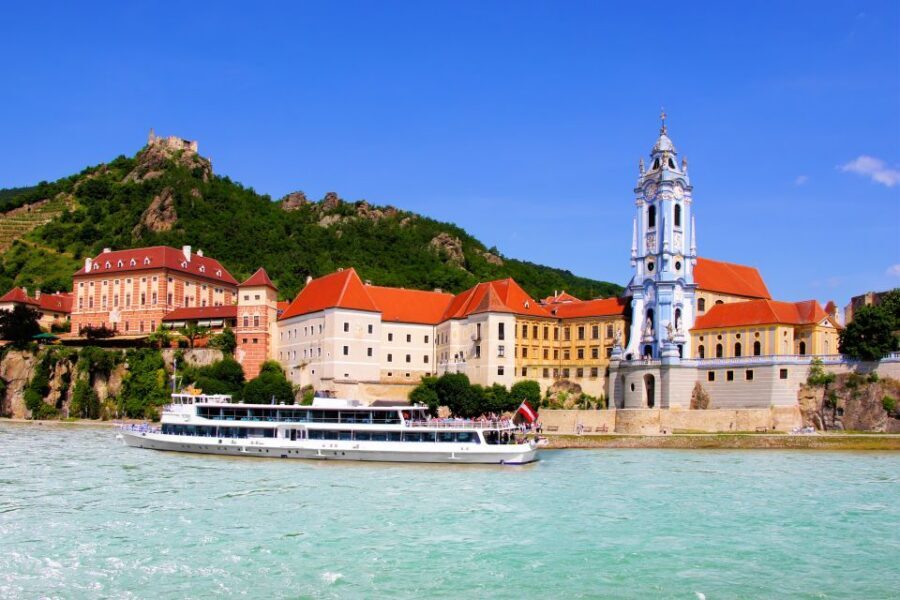 From Vienna: Wachau Valley Day Tour with Wine Tasting - Price and Value: Is $234 Reasonable for This Much Wine Time?