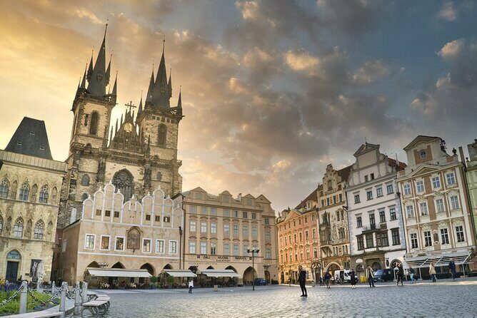 Full-Day Private Tour to Prague from Vienna - A Long Day, Smooth Transport: Vienna-to-Prague Private Ride