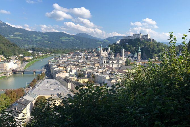 Fully private - SALZBURG, HALLSTATT & MELK ABBEY! - A Vienna morning start that saves your energy