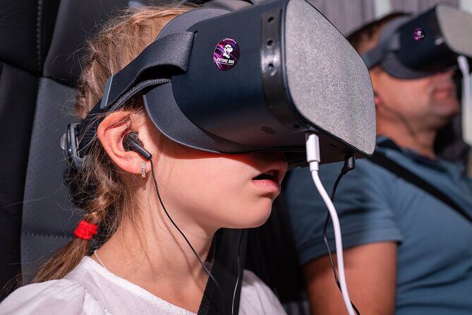 Future Bus Tours - Vienna's highlights bus tour with virtual reality - Rathaus and the Ringstraße: Vienna’s big architecture, quickly