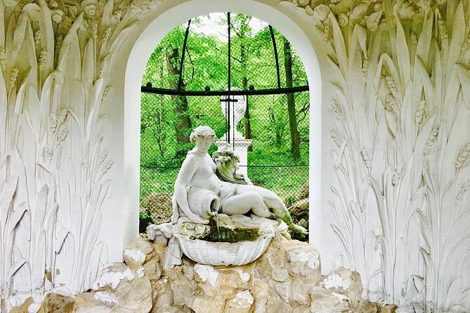 Grand Schoenbrunn Palace and Carriage Museum Tour Small Group - Roman Ruins, Orangery, and the exotic plants stop