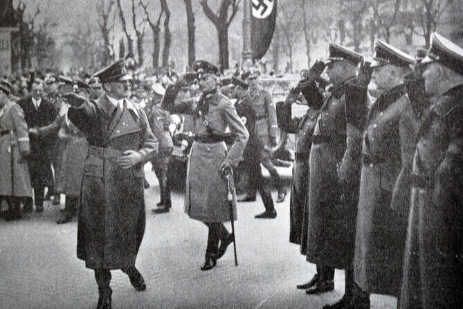 Historical Hitler Walking Tour of Vienna - Vienna State Opera: when fascism touched the arts
