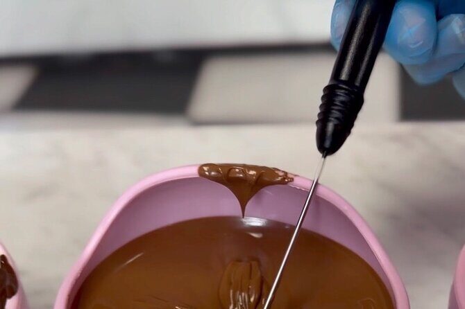 Mozart Kugel Workshop in Chocolate Museum Vienna "BO-YO" - Making Mozartkugel: The Hazelnut–Pistachio–Marzipan Assembly