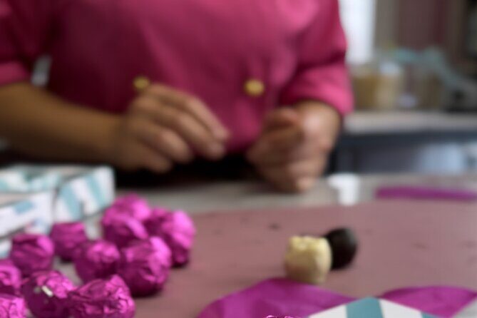 Mozart Kugel Workshop in Chocolate Museum Vienna "BO-YO" - Your Batch: 24 Mozartkugel and Why That’s a Big Deal