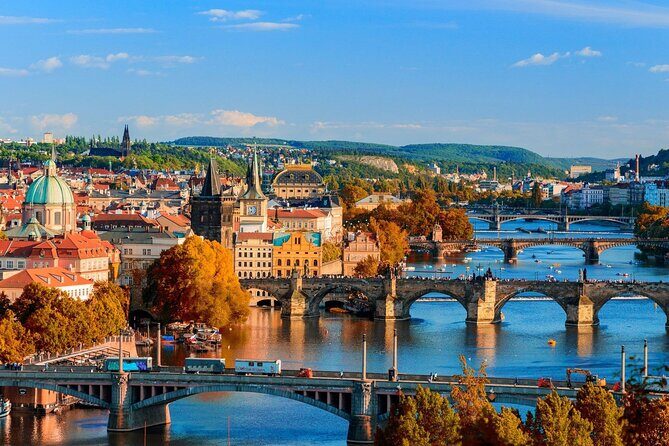 Prague and Budapest Cultural Tour from Vienna 3 Days - Free afternoon in Prague: how to make the 2 hours count