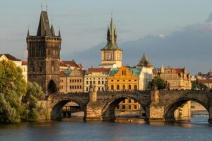 Prague Full-Day Guided Tour From Vienna - Charles Bridge in 30 Minutes: Getting the Iconic Prague Photo Without Stress