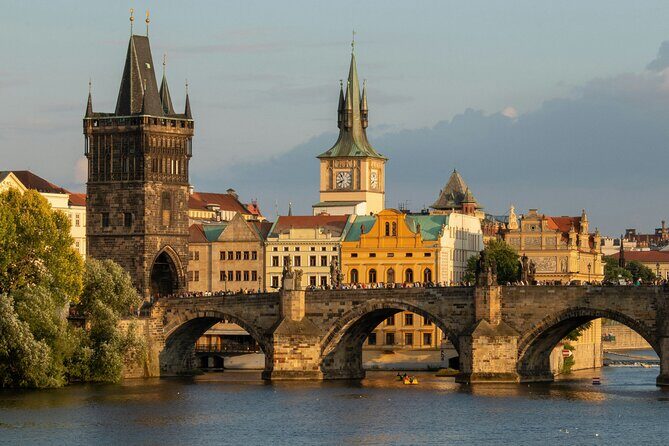Prague Full-Day Guided Tour From Vienna - Charles Bridge in 30 Minutes: Getting the Iconic Prague Photo Without Stress