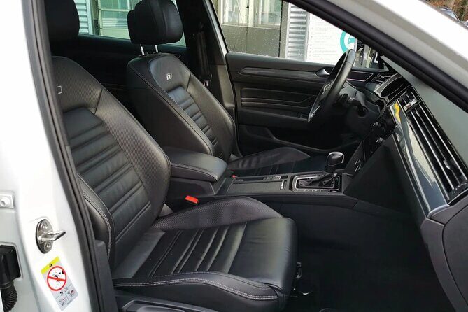 Private Airport and City Transfer in Panoramic Roof Station Wagon - Key highlights at a glance