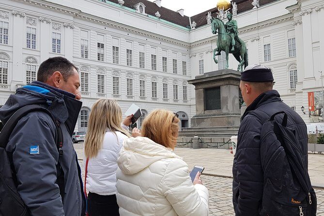 Private City Discovery walk - Historical Treasure hunt - Key points before you go