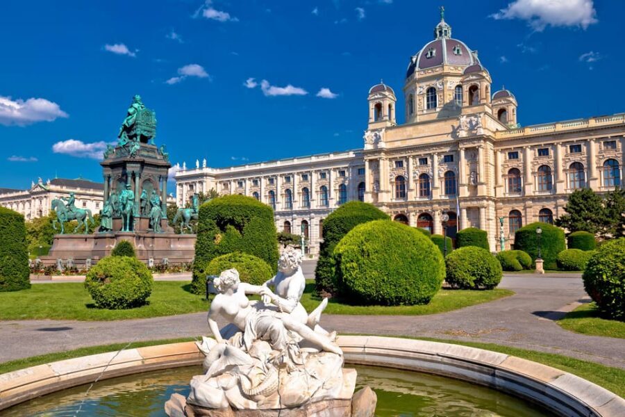 Private day trip from Budapest to Vienna and back - A Private Vienna Day That Fits Into 10 Hours