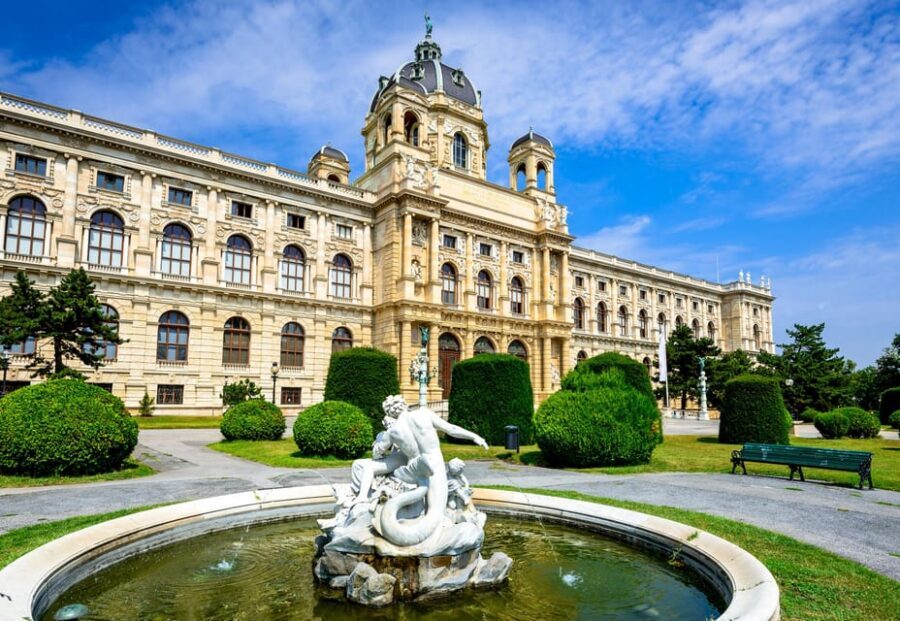 Private day trip from Budapest to Vienna and back - Schönbrunn Palace: The Stop That Gives You Vienna’s Big-Stage Feel