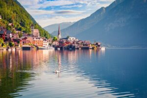 Private Day Trip from Vienna to Hallstatt - Lake Attersee Stop: Quick Photo Time With Big Views