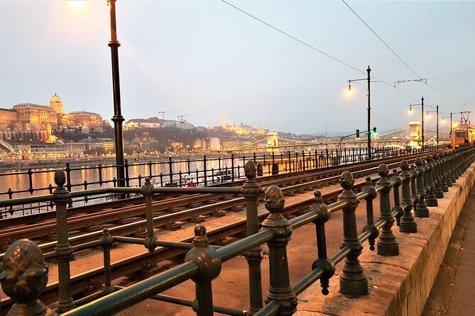 Private Day Trip to Budapest from Vienna - Parliament photo time and UNESCO boulevard views