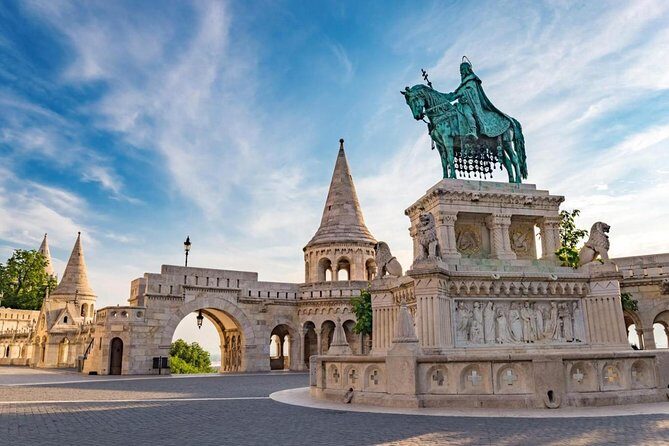 Private Day Trip to Budapest from Vienna - Heroes’ Square and St. Stephen’s Basilica: the historic center punches above its time