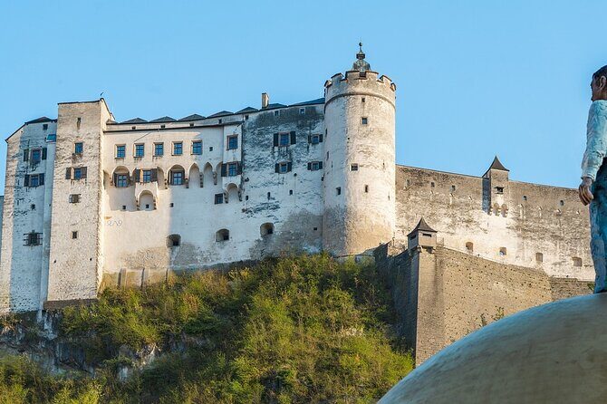 Private Full Day Trip to Hallstatt ,Salzburg and Melk from Vienna - The real logistics: pickup, long transit, and how to prepare
