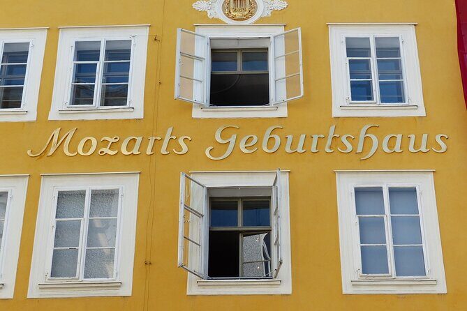 Private Full Day Trip to Hallstatt ,Salzburg and Melk from Vienna - Weather, closures, and why your day might shift