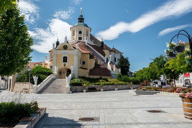 Private Guided Full Day Tour to charming Burgenland region with Wine tasting - Eisenstadt: start in the region’s capital