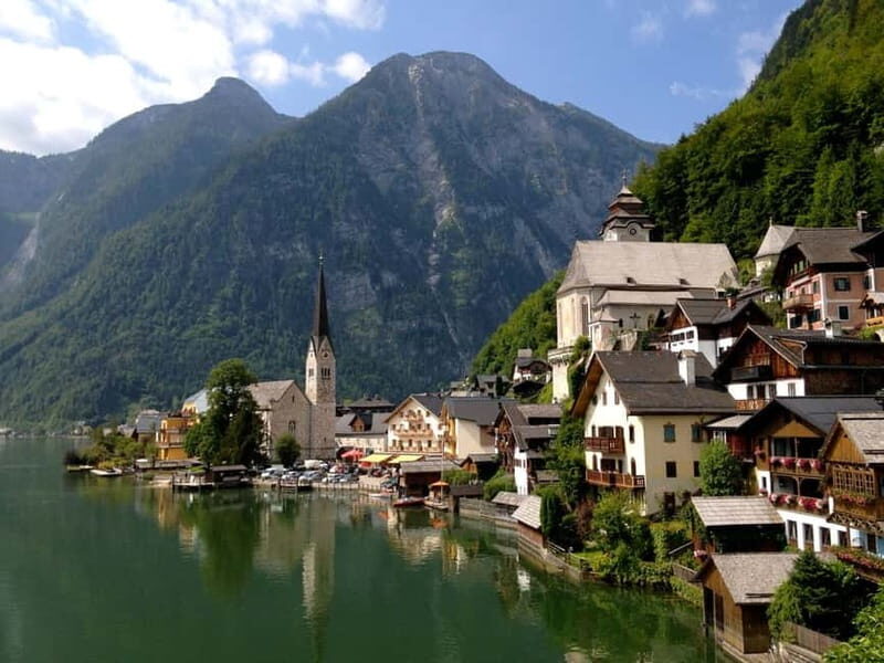 Private Melk Hallstatt, Salzburg tour from Vienna - The best part: three very different days in one ride